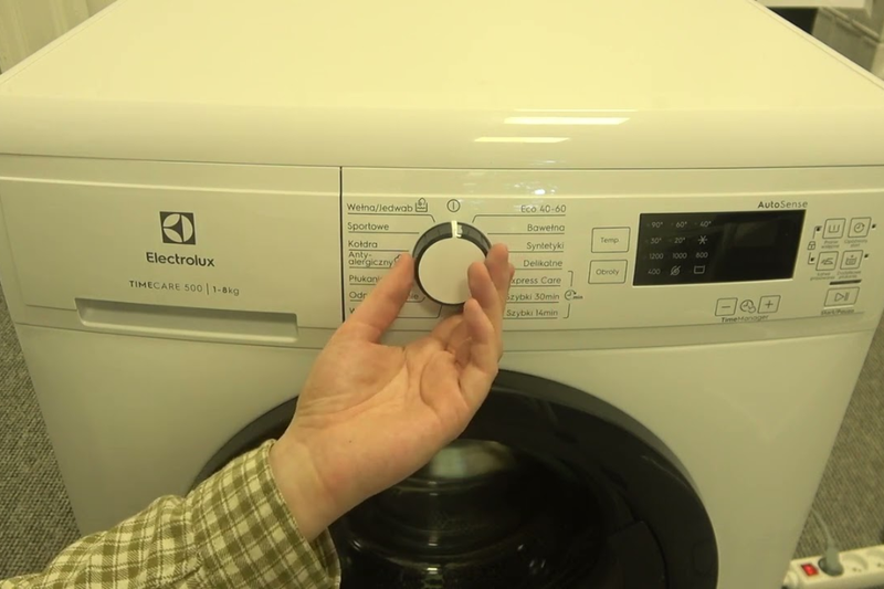 cách sử dụng máy giặt Electrolux UltimateCare 500 (4)