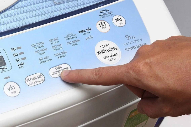 c&aacute;ch sử dụng m&aacute;y giặt Toshiba 7kg h&igrave;nh 3