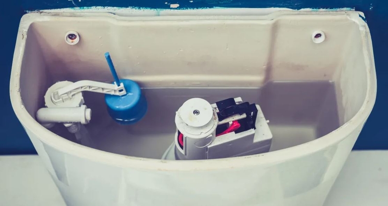 cách sửa bồn cầu bị rỉ nước 3