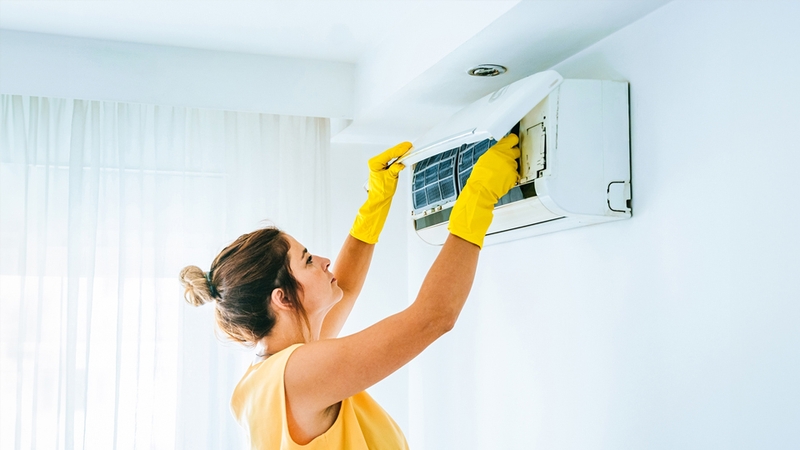 sửa máy lạnh chạy không ngắt 6