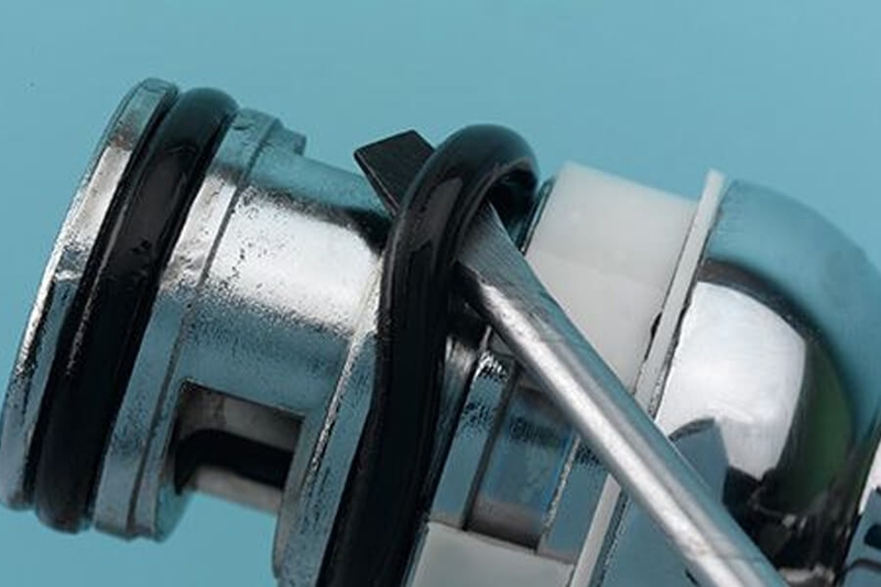 cách sửa vòi nước rửa chén bị rỉ nước 5