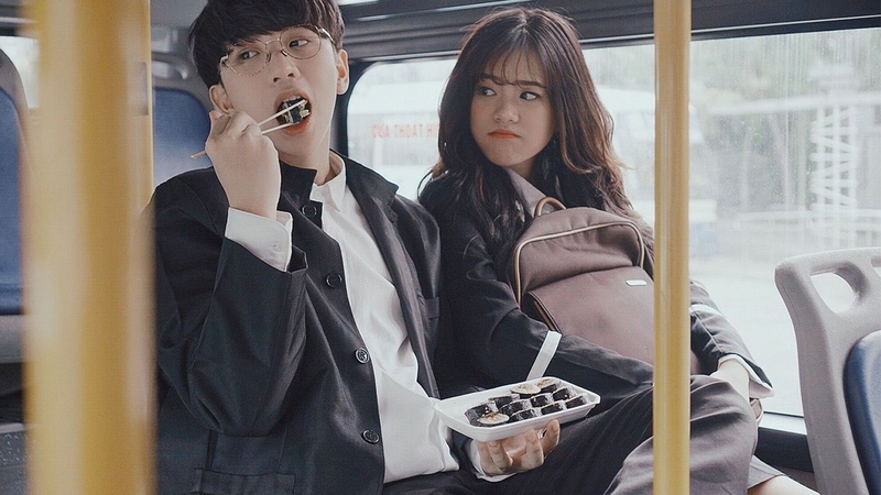 cách tạo dáng chụp ảnh 2 người bạn thân 6