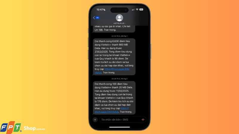 Đầu tiên, bạn hãy mở một cuộc hội thoại bất kỳ trong ứng dụng Tin nhắn (Messages) trên iPhone của bạn