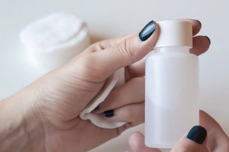 cách tẩy chữ in trên áo ảnh 4