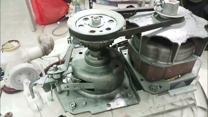 cách tháo hộp số máy giặt ảnh 1