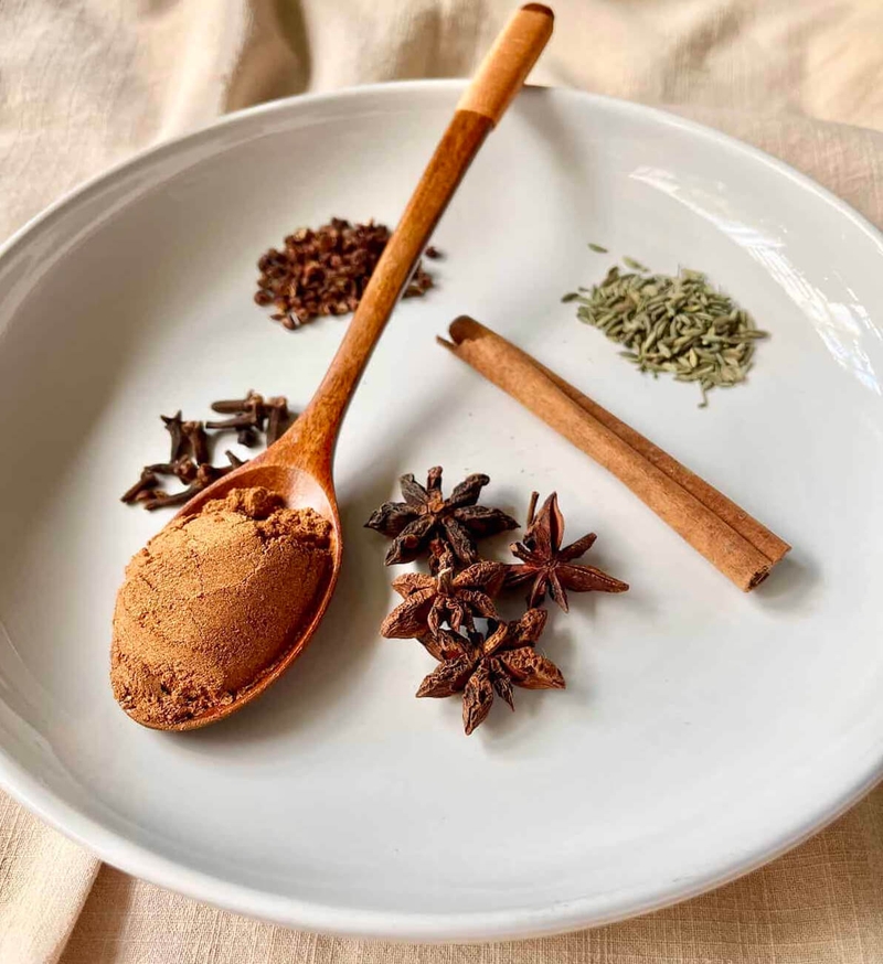 Cách tổng hợp 1 chai ngũ vị hương - hình 2