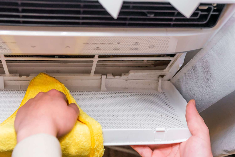 cách vệ sinh điều hòa không khí cửa sổ 4