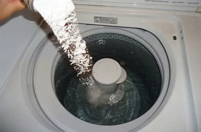 Cách vệ sinh máy giặt bằng bột tẩy ảnh 2