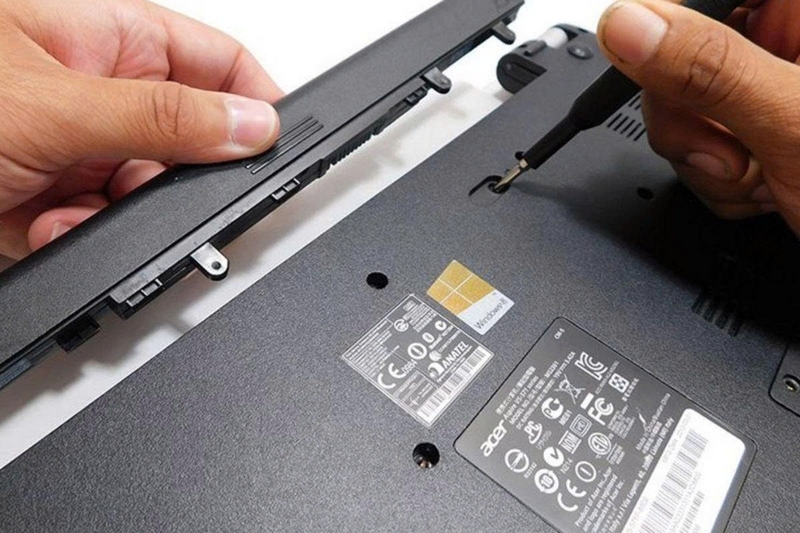 cách vệ sinh quạt tản nhiệt Dell Latitude 5450 ảnh 3