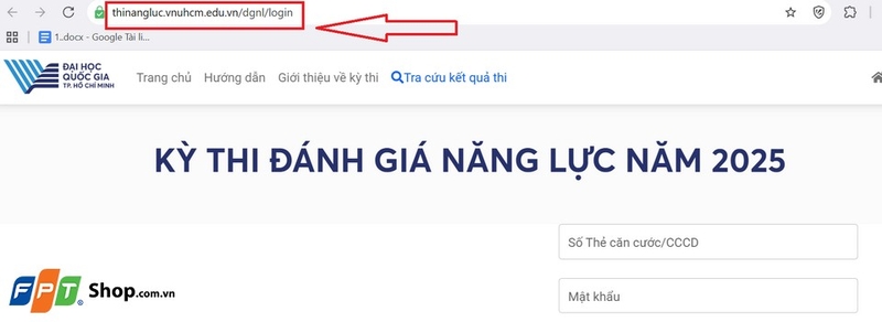 Truy cập trang thông tin điện tử chính thức của kỳ thi