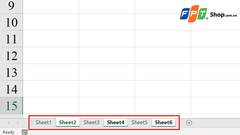 Giữ phím Ctrl và chọn các sheet cần xóa