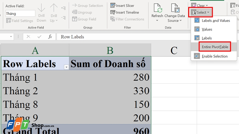 Nhấn Entire PivotTable để bôi đen toàn bộ bảng