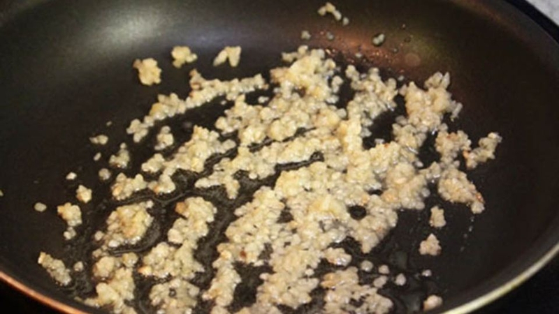 Bước 3: Phi tỏi