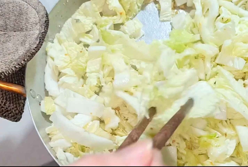 Xào cải thảo
