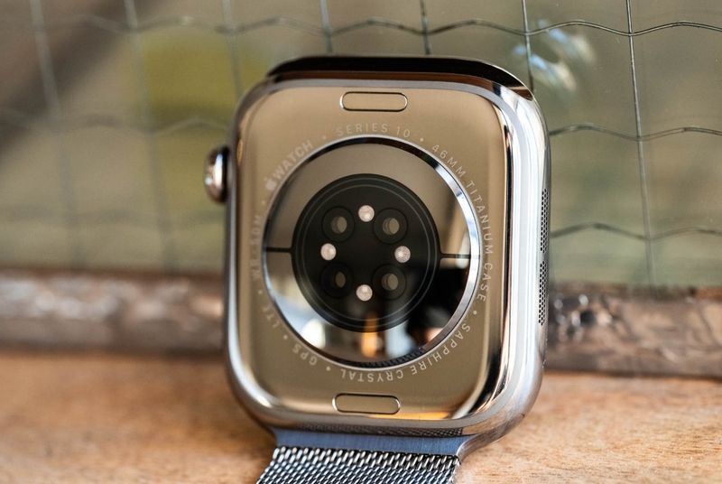 cam-bien-nhiet-do-tren-apple-watch-6.jpg