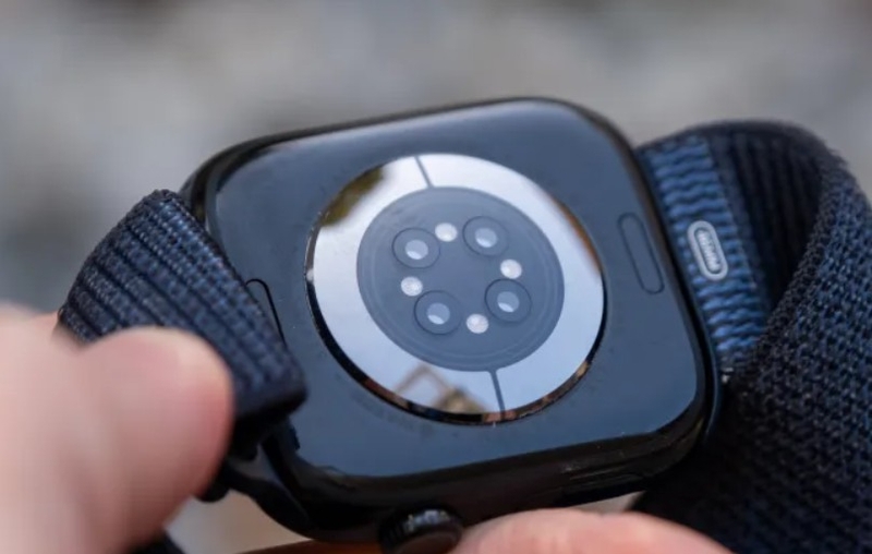 cam-bien-nhiet-do-tren-apple-watch-8.jpg
