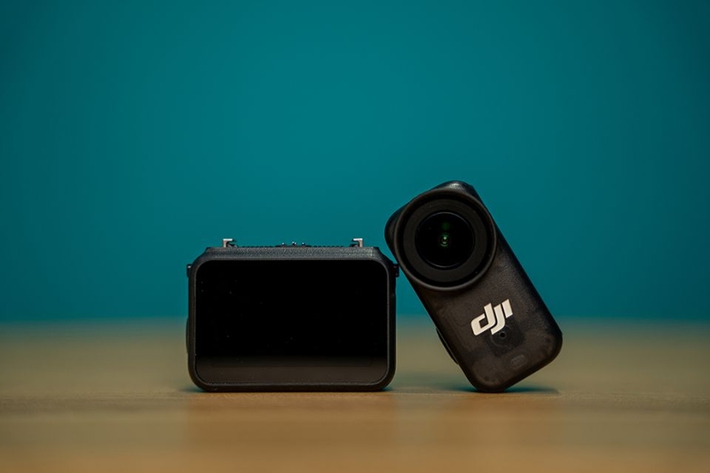 camera-hanh-dong-dji-osmo-nano-128gb-1.jpg