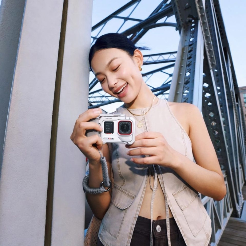 camera-hanh-dong-insta360-ace-pro-2-xplorer-bundle-1.jpg