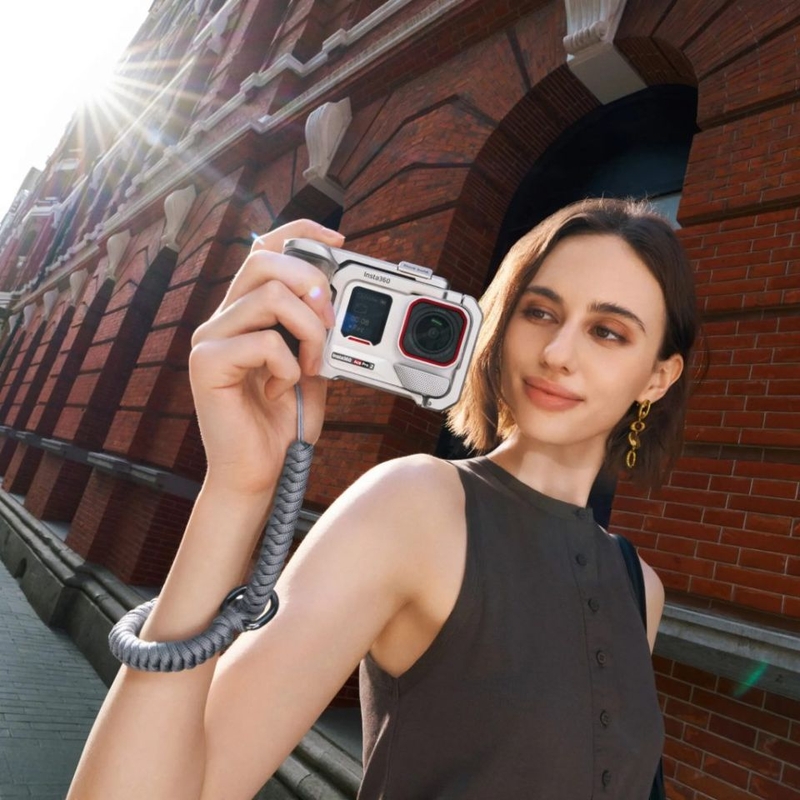 camera-hanh-dong-insta360-ace-pro-2-xplorer-bundle-3.jpg