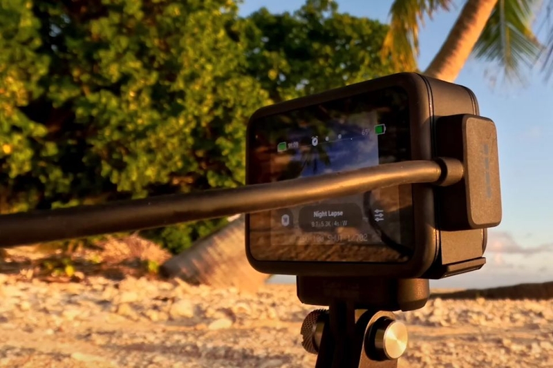 Camera hành trình GoPro Hero13 - Kết nối nguồn nam châm tiện lợi và ổn định