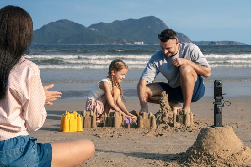 Có thể thay thế ống kính tiện lợi