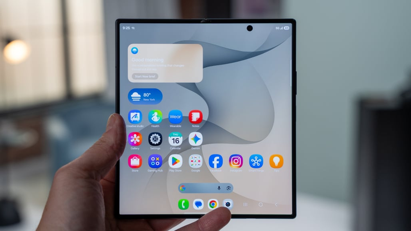Camera Samsung Galaxy Z Fold 8 Ultra 12