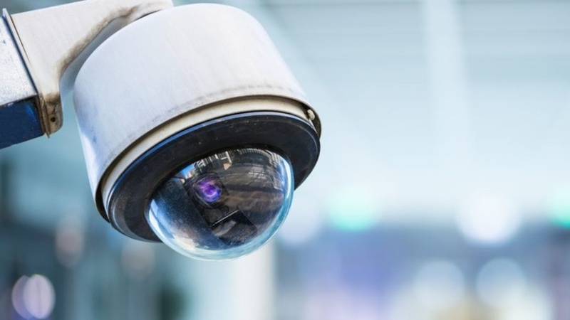 So sánh camera tích hợp Deep in Mind và camera thường