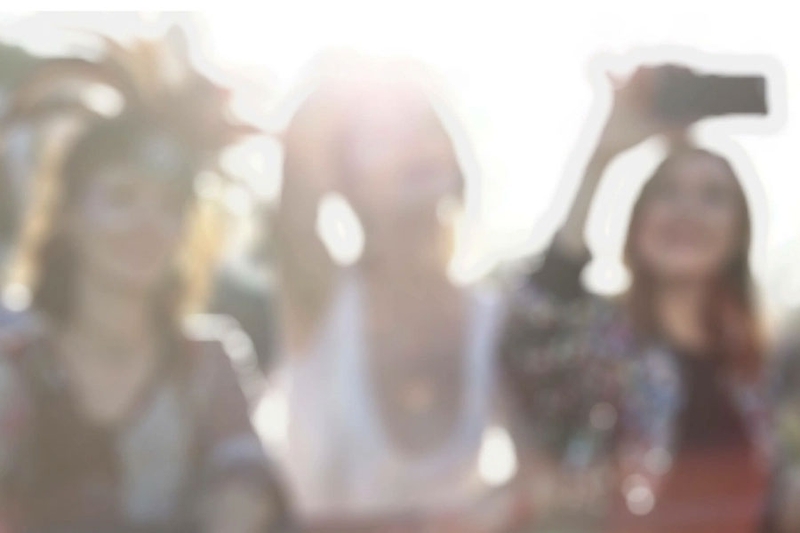 Camera trước iPhone 14 Plus bị mờ hình 1