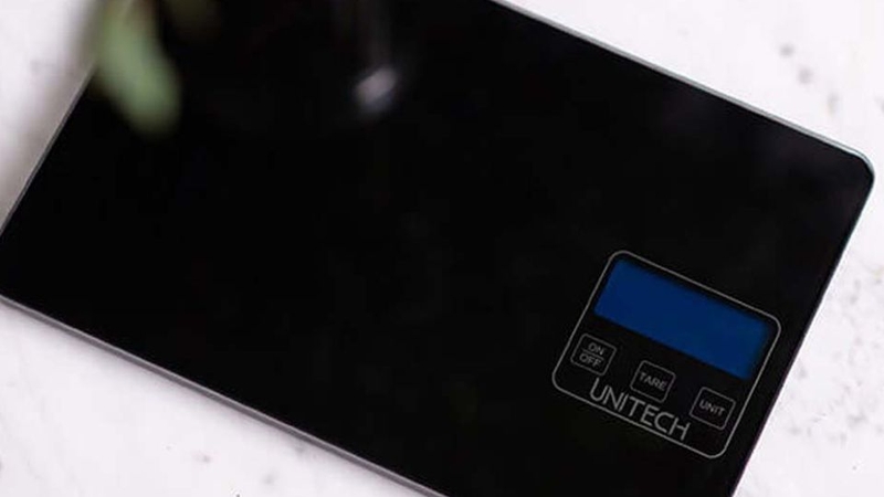 c&acirc;n điện tử l&agrave;m b&aacute;nh 5