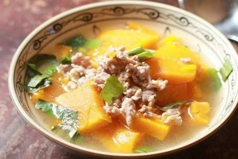 canh bí đỏ thịt bò ảnh 1