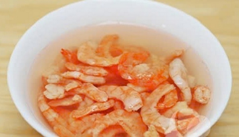 canh cải bẹ xanh nấu tôm ảnh 4