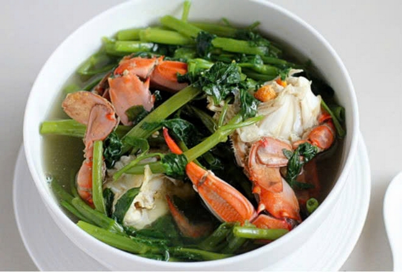 Canh cần tây càng ghẹ ảnh 6