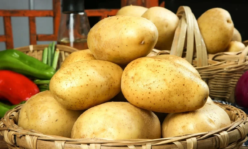 chon khoai tay tuoi ngon