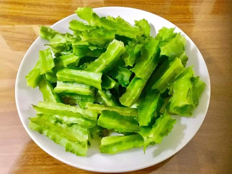 Canh chua đầu cá diêu hồng nấu đậu rồng 4