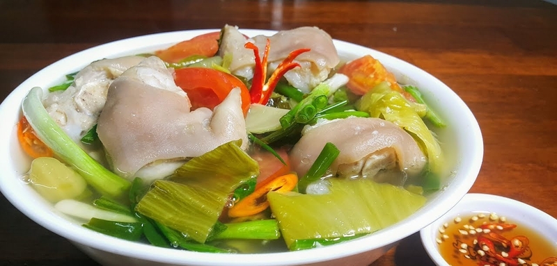 Canh chua giò heo 8