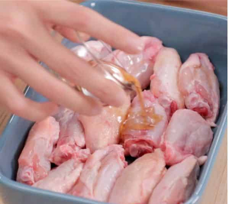Cánh gà chiên nước mắm - 03