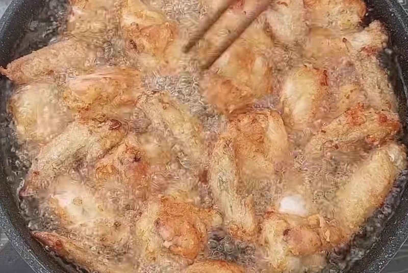 cánh gà chiên tỏi hình 7