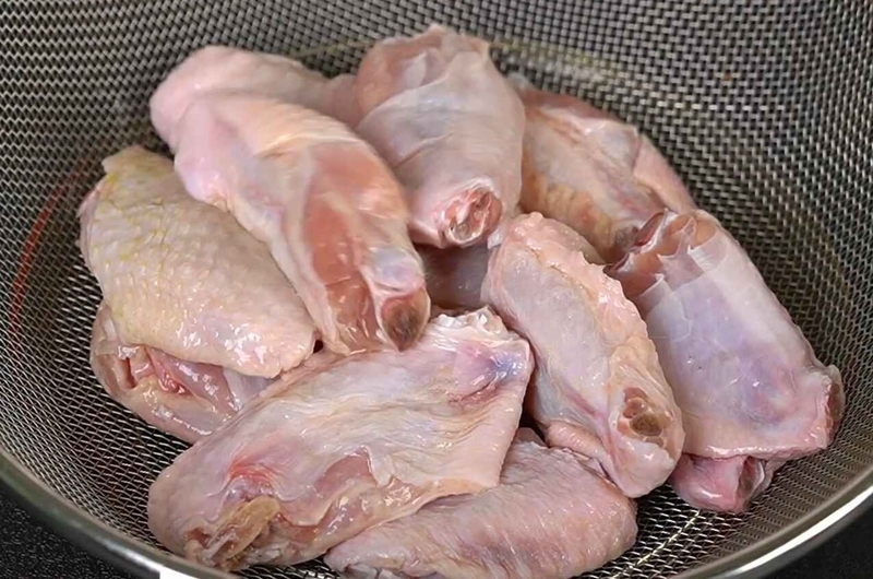 Sơ chế cánh gà