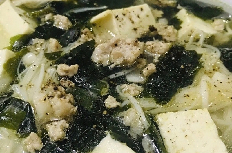Canh rong biển thịt bằm đậu hũ ảnh 1