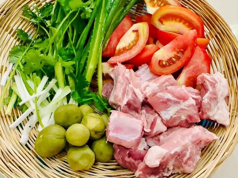 Nguyên liệu cho món canh sườn nấu sấu
