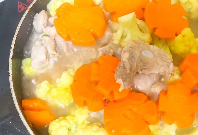 canh sườn non hình 10