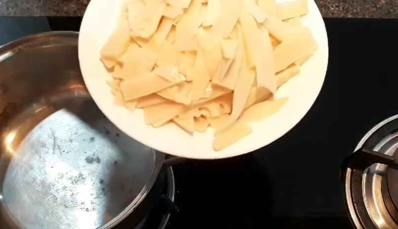 canh vịt nấu măng hình 4