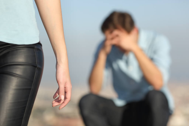 Caption buồn, tâm trạng về tình yêu đôi lứa