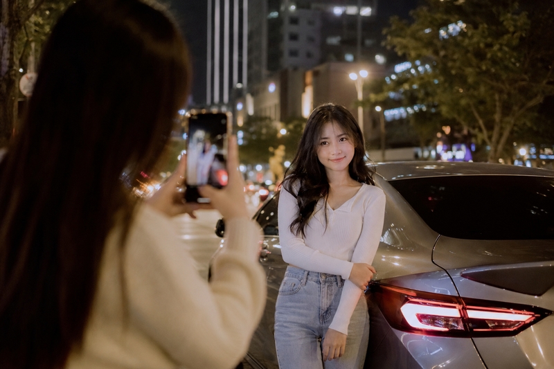 caption chụp ảnh với ô tô ảnh 5