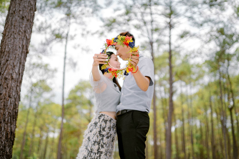 Caption couple 1