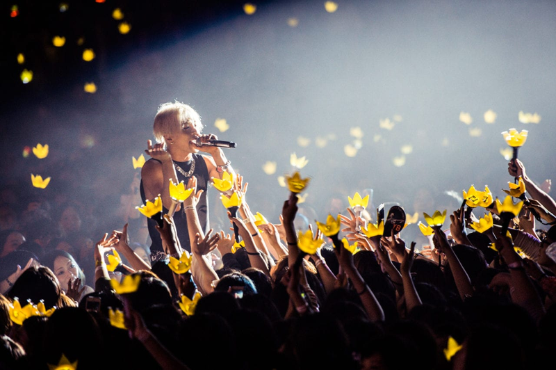 Caption đi concert 4