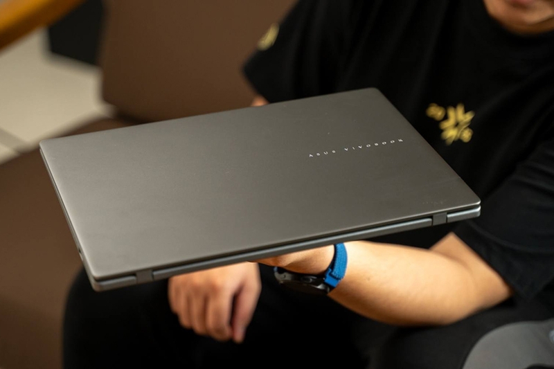 card-roi-va-card-tich-hop-tren-laptop-khac-gi-nhau-2.jpg