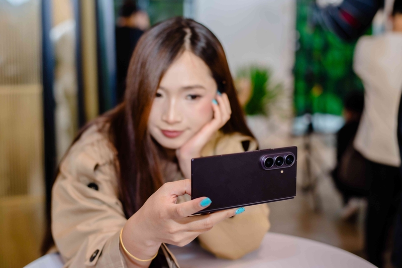 Cấu hình Samsung Galaxy Z Fold 8 Ultra 5