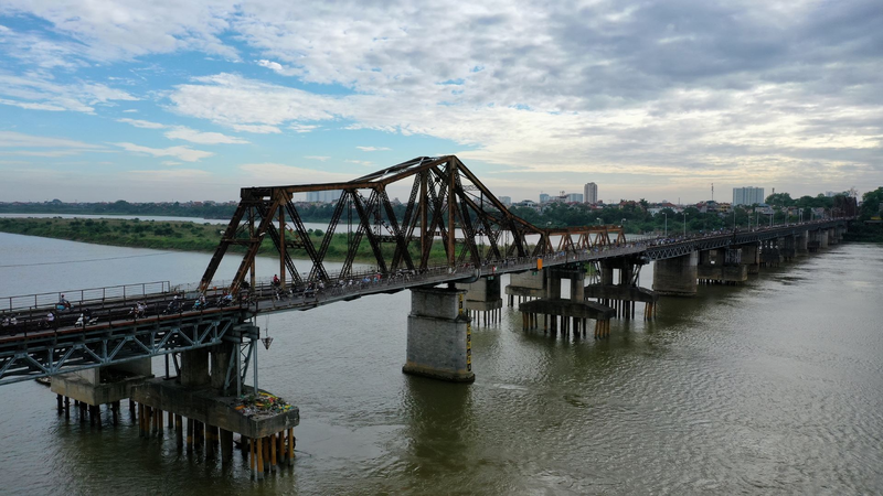 Cầu Long Biên ở đâu?