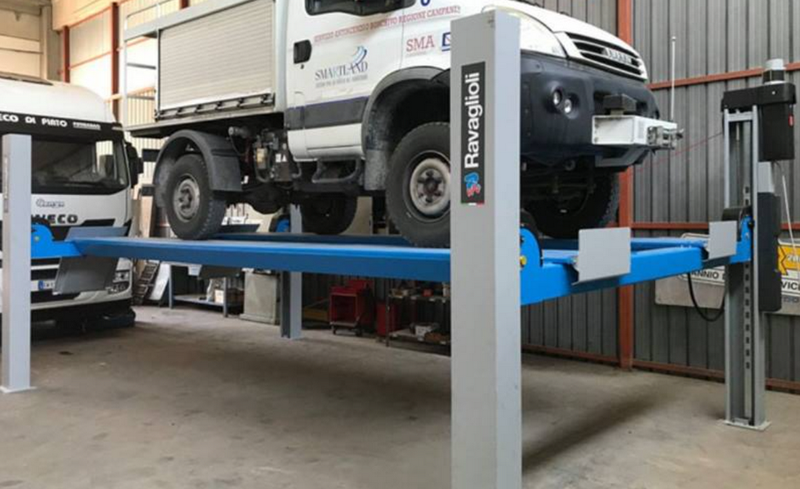 Cầu nâng 4 trụ rửa xe ô tô